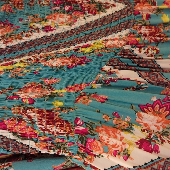 Multi color off the shoulder maxi dress lined from Torrid size 1 - Picture 2 of 5